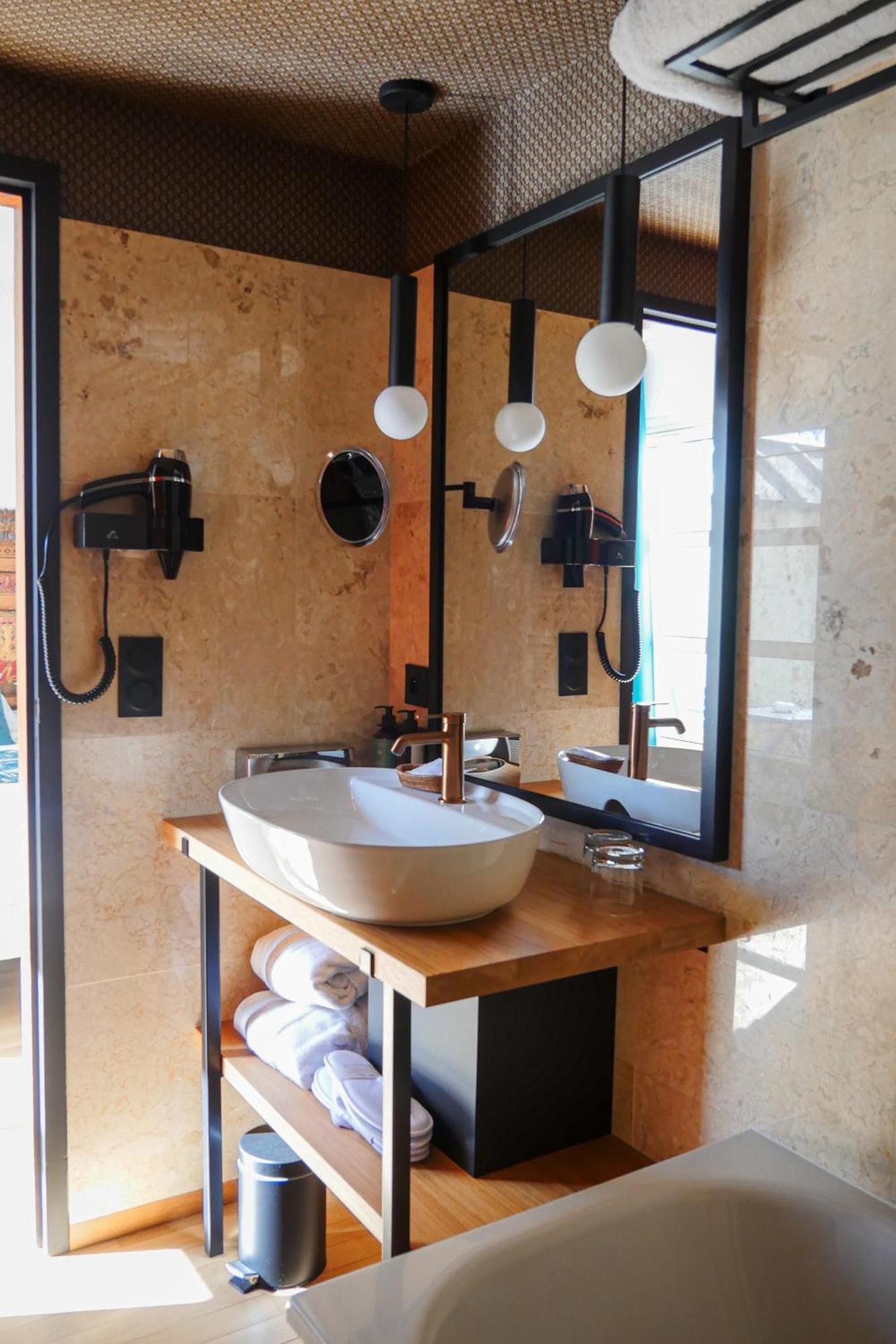 Villa Kerasy Hotel Spa Vannes Ngoại thất bức ảnh